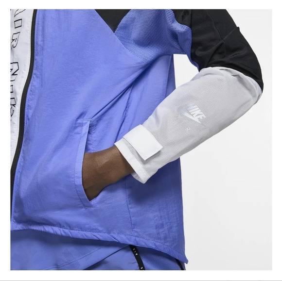 NIKE AIR size XS Moto Full-Zip Up Water Repel Running Jacket Sweater CJ1874-010 - Picture 5 of 16